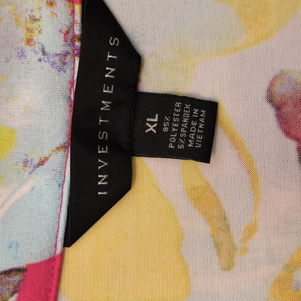 Investments Vibrant Multicolor Top - Picture 2 of 7